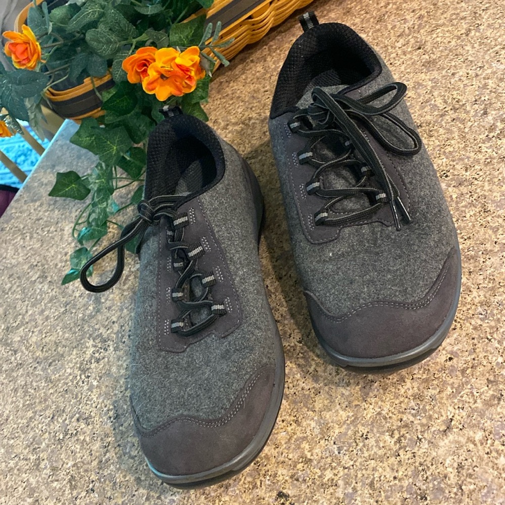 Orthofeet Sierra 711 Casual Walking Shoes Sneakers Gray Wool 8.5 Medium